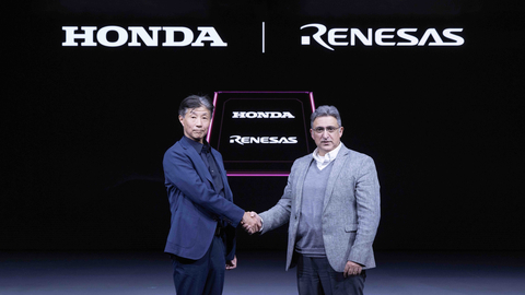 From left: Honda Senior Managing Executive Officer, Katsushi Inoue and Renesas SVP Vivek Bhan (Photo: Business Wire)