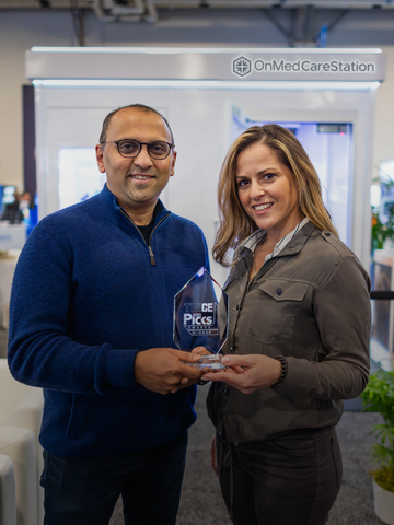 Karthik Ganesh, CEO and Jaime Dictenberg, CMO accept 2025 CES Picks Award for tech Innovation. (Photo: Business Wire)