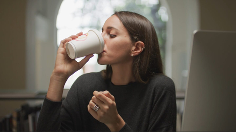 The compostable Double Wall cold cups with EcoFit lids for a superior beverage experience (Photo: Luciano Romano)