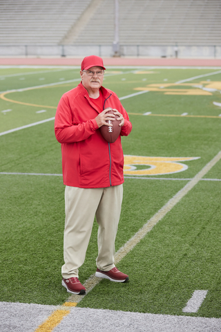 original Skechers returns to the Big Game with Coach Andy Reid in Skechers Hands Free Slip-ins® commercial. (Photo: Business Wire)