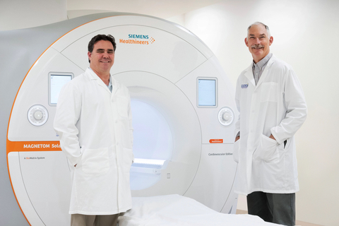 original Jon Detterich, MD, and John Wood, MD, PhD, in the new Cardiac Imaging Suite at Children's Hospital Los Angeles, which houses the revolutionary low-field MRI, a first-in-the-nation machine for pediatrics. (Photo: Business Wire)