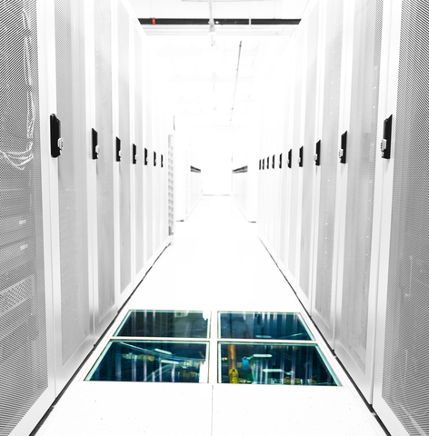 Colovore data center aisle showcasing the robust underlying cooling infrastructure unique to the platform. (Photo: Business Wire)