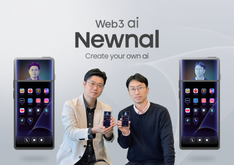 original Newnal Co-CEOs Bezalel Lim and Joe Park with first Newnal devices at Mobile World Congress 2025. (Photo: Business Wire)