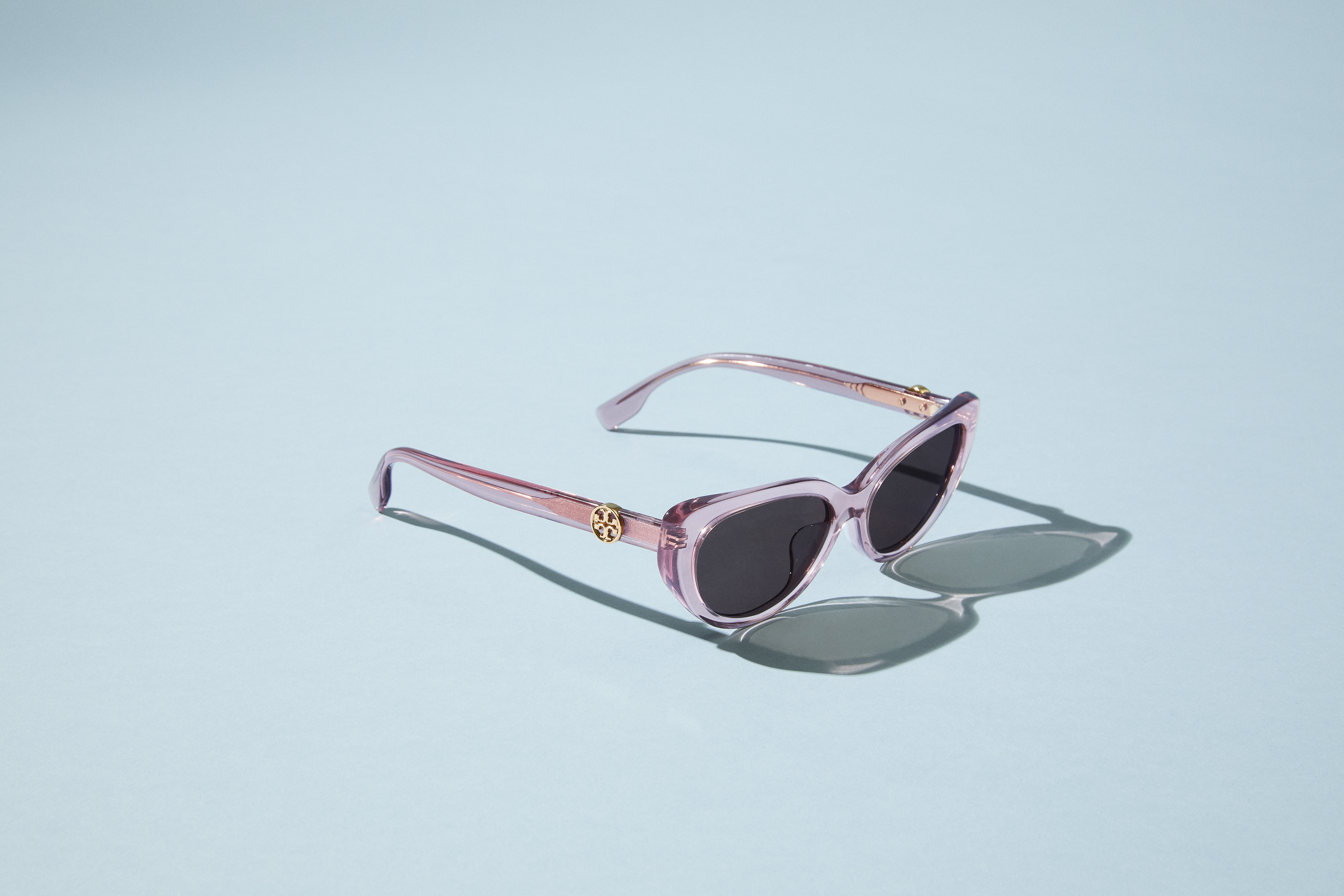 MyEyeDr. and Tory Burch Partner on New Frames for Spring display picture 3