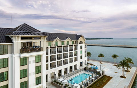 Hotel Indigo Panama City Marina offers sweeping views of St. Andrew Bay and a rooftop dining experience at the open-air, fifth-floor restaurant, Steam on 5  (Photo: Business Wire)