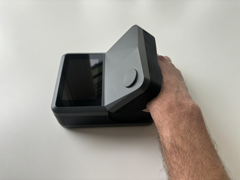 original RSP Systems’ GlucoBeam Smart™ device used in the Nature study