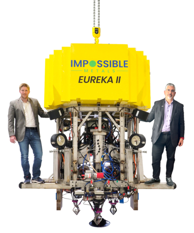 original Impossible Metals Eureka II underwater robot with the two Co-Founders Oliver Gunasekara (right) CEO, Jason Gillham (left) COO.