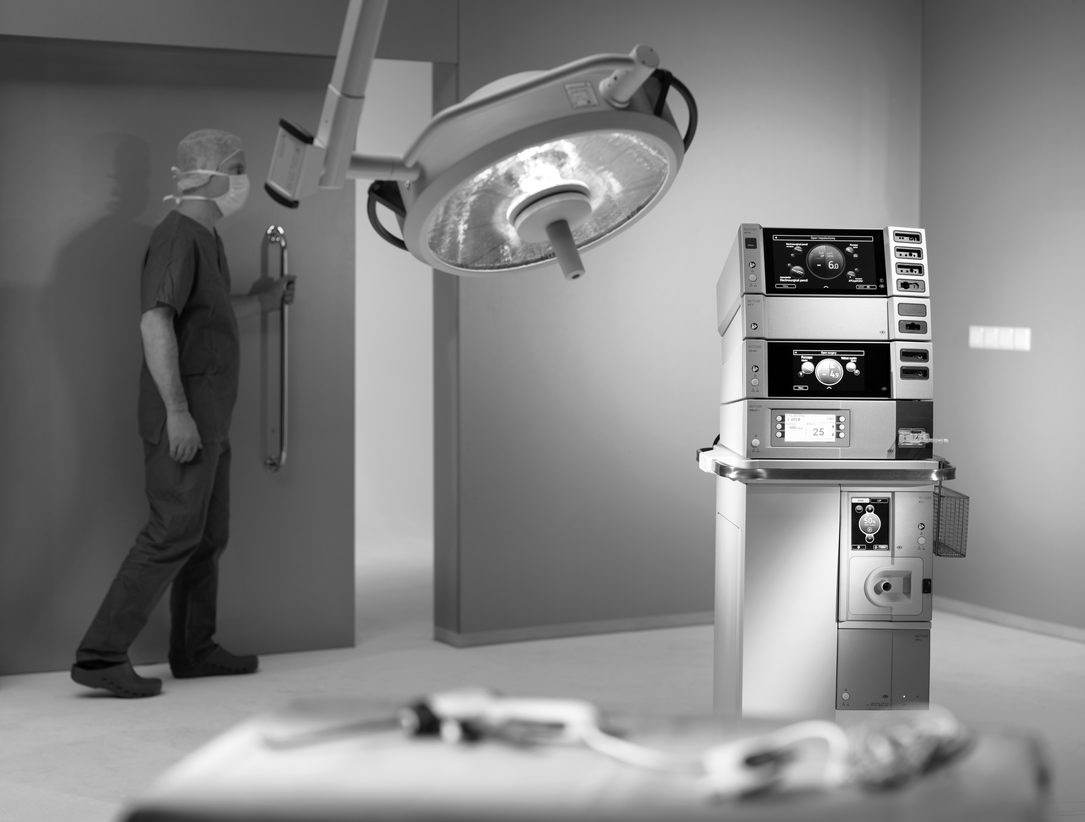 エルベ、高性能ワークフロー向けに最適化された電気手術用