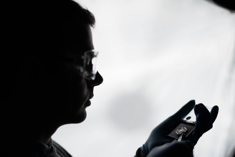 original Sparrow Quantum is a global leader in photonic quantum chip technology, reliably delivering single photons on demand.