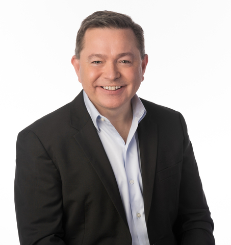 thumbnail Stephen McMillan