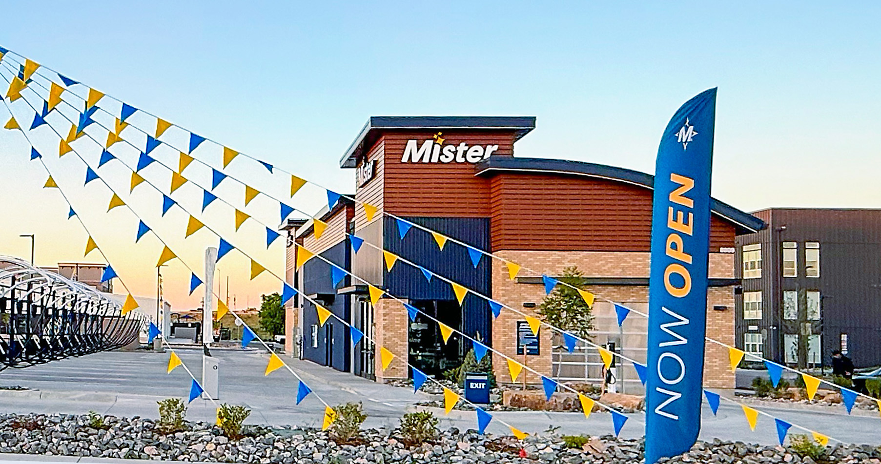 Mister Car Wash Opens First Denver Location with Free Wash Weekend