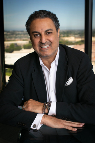 thumbnail Ike Suri - CEO of FundingShield