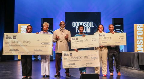 original Winners of the 2025 Good Soil Forum Capital Seed Pitch Competition, presented by Wells Fargo, pictured with Chairman T.D. Jakes and Michael Martino, Head of Customer Growth Segments, Consumer, Small & Business Banking at Wells Fargo - Photo credit: @ExclusiveAccess.net