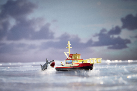 original To honor 50 years of Universal Pictures and Steven Spielberg’s Jaws, Hot Wheels is unleashing a nostalgic collectible inspired by one of cinema’s most unforgettable moments: the legendary “You’re gonna need a bigger boat” scene.