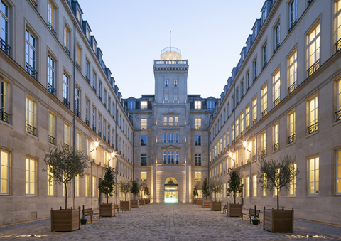 thumbnail 103 Grenelle © Paul Maurer