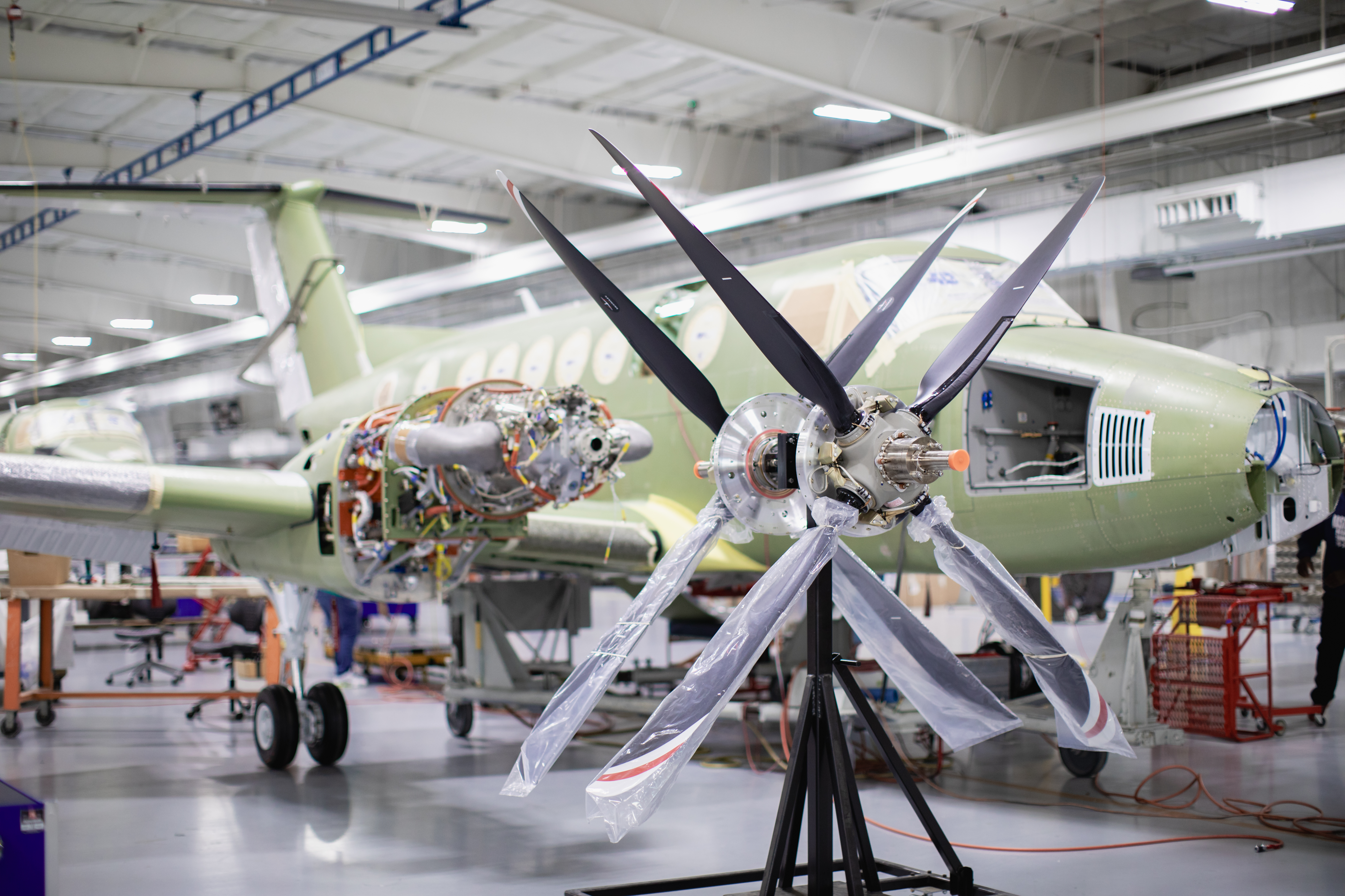 Vintage McCauley Propeller プロペラ　飛行機　軍用機 McCauley Propeller Systems High-Performance C780 Propeller Now