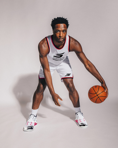 Skechers conferma che OG Anunoby entra a far parte del suo team