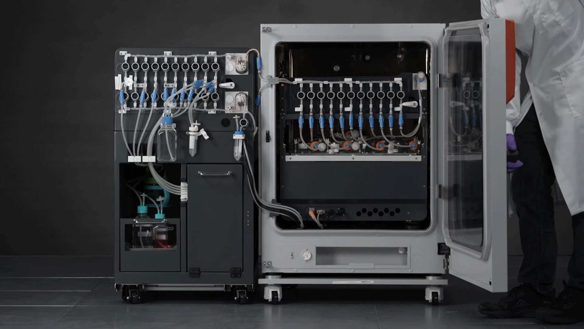 thumbnail The Mytos iDEM manufacturing platform fully automates differentiation of stem cells to specific cell types. (Video credit: Mytos)