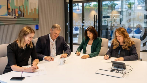 original Informa Connect Academy and Humanising IT Form Strategic Partnership to Advance Global Digital Capability (Photo: AETOSWire)