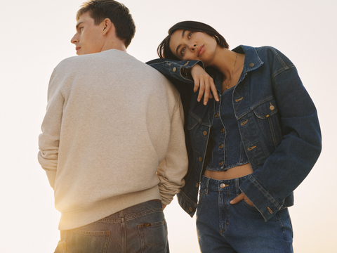 thumbnail Lee launches its new global equity campaign, “Built Like Lee”.