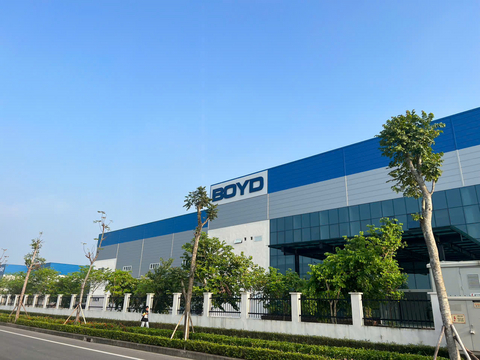 original Boyd's artificial intelligence (AI) liquid cooling manufacturing and design location in Vietnam is doubling in size and capacity. In response to growing customer demand, the Boyd Vietnam campus will expand to approximately 800,000 square feet, up from its current 400,000 square foot footprint. Featuring lean, automated manufacturing and assembly processes for high volume direct-to-chip liquid cooling loops, in-rack manifolds, thermal control units, and coolant distribution units, the Boyd Vietnam expansion creates capacity to scale liquid cooled solutions, solving customers' increasing compute, power, and thermal density demands in rapidly expanding AI data centers.