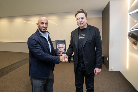 original H.E. Abdulla bin Mohammed bin Butti Al Hamed, Chairman of the UAE Media Council and Chairman of BRIDGE, meets Elon Musk, CEO of X, SpaceX, Tesla, and Starlink, at Tesla Headquarters in Palo Alto, California (Photo: AETOSWire)