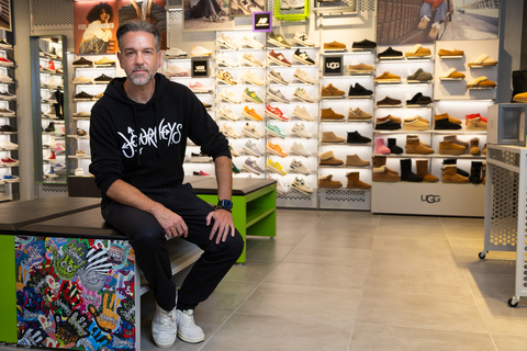 original Andy Gray, Chief Executive Officer, Journeys Global Retail Group
