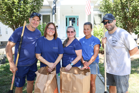 thumbnail Webster Bank colleagues came together to support local organizations during 90 Days of Impact events held in honor of its 90th anniversary. Volunteer activities included assembling meal kits for the American Red Cross in Farmington, Conn.; Rhode Island Community Food Bank in Providence; and Island Harvest in Melville, N.Y. Other volunteer work across the bank’s footprint supported Madras House for Women Veterans in Bridgeport, Conn.