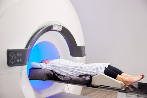 original The RefleXion X1 is a dual-treatment modality platform that delivers both SCINTIX biology-guided radiotherapy for lung and bone tumors, and conventional image-guided radiotherapy for solid tumors located anywhere in the body.