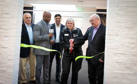 original Grandmasters (GM) Garry Kasparov and Viswanathan Anand join Rex and Jeanne Sinquefield and GM Maurice Ashley for the ribbon-cutting ceremony celebrating the grand reopening of the newly expanded Saint Louis Chess Club.
