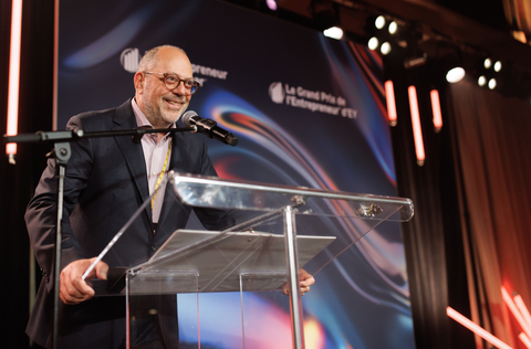 Eric Naaman, CEO of Damotech, delivers his acceptance speech after being named the EY Entrepreneur Of The Year® 2025 Eastern Overall Award Winner.