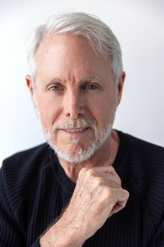 original Serial fintech entrepreneur Bill Harris, founder and CEO of Evergreen Wealth, a digital technology-driven, next-generation RIA, former CEO of PayPal, former CEO of Intuit, and founding CEO of Personal Capital, a wealth management firm he started and grew to $23 billion in assets