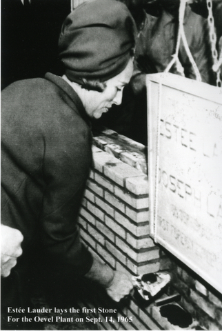 Estée Lauder lays the first stone for The Estée Lauder Companies’ Oevel, Belgium facility in 1965