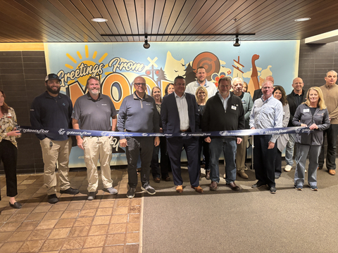 original Gateway Fiber employees and Fargo-Moorhead Chamber of Commerce members and guests celebrated the start of construction on the internet provider’s new 100% fiber internet service in Moorhead, MN, on October 16, 2025.