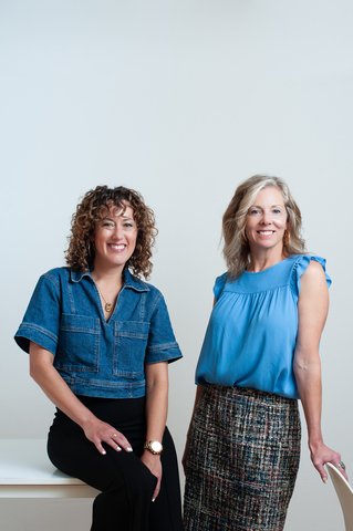 original Greenford was founded by two female industry leaders: Kelley Shaw-Wade, Co-Founder of Greenford and Principal at Pinkergreen (left). Rachel Ford Hutman, Co-Founder of Greenford and Principal at Ford Hutman Media (right).