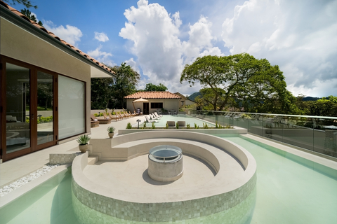 thumbnail Elysium Spa Exterior Daylight