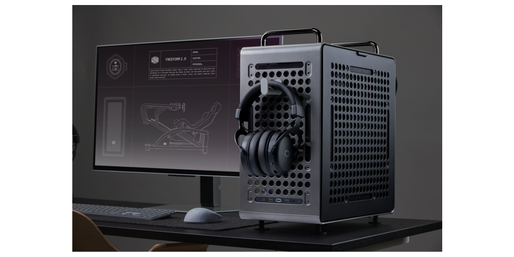  Cooler Master annuncia il lancio del case per PC QUBE 540, compatto ma che non pone limiti alla creatività