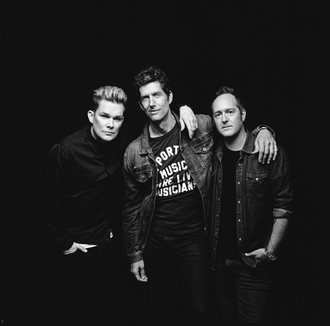 ’90s Hits & Xmas Riffs: Mark McGrath, Kevin Griffin & Emerson Hart Live comes to Rivers Casino Philadelphia on Friday, Dec. 5.