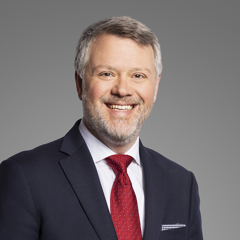 original S&B, a leading engineering, procurement, and construction (EPC) company, today announced Brett Searcy has been appointed Senior Vice President, General Counsel and Secretary at S&B, succeeding Dean Quinn, who is retiring after 25 years of distinguished service.