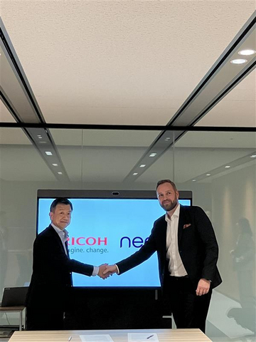original Nov. 4 signing ceremony between Ivar Johnsrud, CTO and Co-founder, Neat, and Takahiro Irisa, Senior Corporate Officer and President of Ricoh Digital Services Business Unit, Ricoh Company, Ltd.