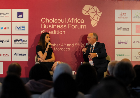 Author Yasmina Asrarguis presenting her report during Choiseul Africa Business Forum (Photo: Institut Choiseul)