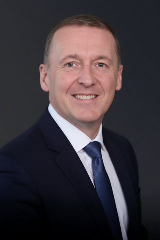 original Nile appoints Mike Weston as President of International Sales and Operations. Weston will play a pivotal role in driving Nile’s next phase of global growth across Europe, UAE, Qatar, Asia Pacific and Japan, helping customers modernize their network infrastructure through Nile’s award-winning secure Network-as-a-Service (NaaS) offering for branch and campus deployments in local area networks.