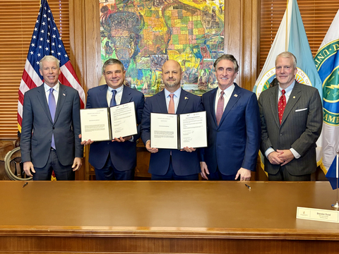 Left to Right: Secretary of Energy Chris Wright, Baker Hughes Chairman & CEO Lorenzo Simonelli, Glenfarne CEO & Founder Brendan Duval, Secretary of the Interior Doug Burgum, Senator Dan Sullivan (Alaska)