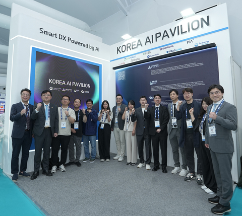 original KOSA, together with nine Korean AI and software companies, operated the “KOREA AI PAVILION” to support their efforts to advance into the Middle Eastern market (Photo: Korea AI·Software Industry Association)