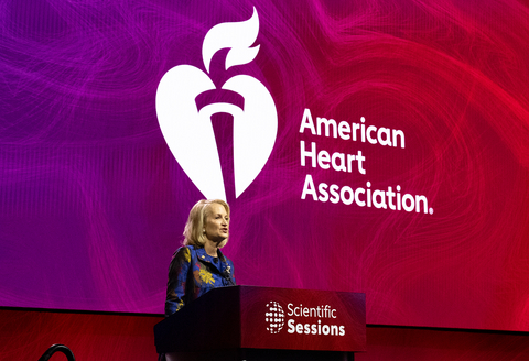 Dr. Stacey E. Rosen delivers her presidential keynote at the American Heart Association’s annual Scientific Sessions. (Credit: American Heart Association).