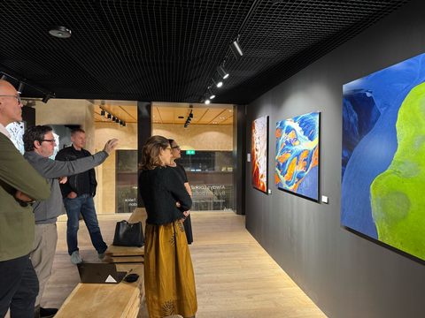 original Photographer John Balsdon curates London exhibition (Photo: AETOSWire)