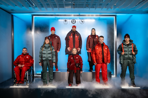 lululemon dévoile l’ensemble Athlète Équipe Canada pour les Jeux olympiques et paralympiques d’hiver de Milan-Cortina 2026. Photo: Vito Amati. Athlètes de gauche à droite: Jon Thurston (curling en fauteuil roulant), Valérie Grenier (ski alpin), Vincent Boily (para ice hockey), Ty Turner (parasnowboard), Christina Picton (ski paranodrique), Cassie Sharpe (ski acrobatique, demi-lune), Tyler McGregor (parahockey sur glace), and Liam Gill (snowboard, demi-lune).