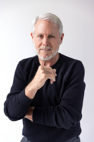 original Bill Harris, founder and CEO of Evergreen Wealth. Harris was previously CEO of PayPal, CEO of Intuit (TurboTax, Quicken, QuickBooks), and founding CEO of Personal Capital, a wealth management firm he started and grew to $23 billion in assets. He is also the author of the "Investment Tax Guide: How to Slash Your Taxes."