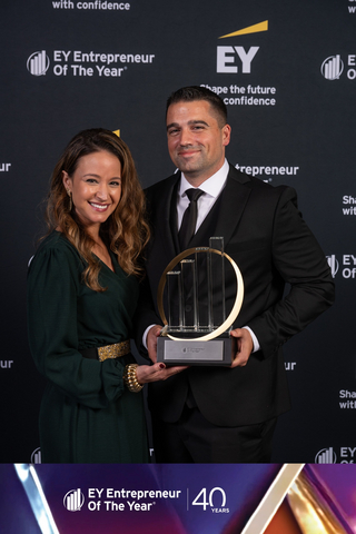 thumbnail Don Wenner, Founder & CEO of DLP Capital, celebrating his National EY Entrepreneur of the Year® (Service category) win with his wife, Carla Wenner, at the 2025 EY Strategic Growth Forum in Palm Springs.
