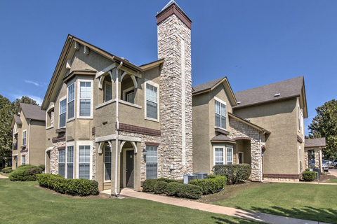 The Mansions at Riverside - Tulsa, Oklahoma
